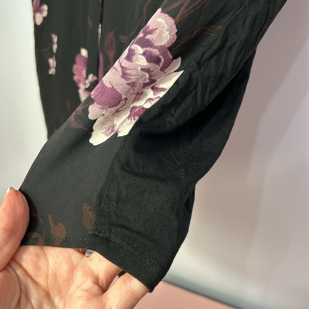 NWT Camber & Grace Sleeveless Floral Top - Picture 5 of 9